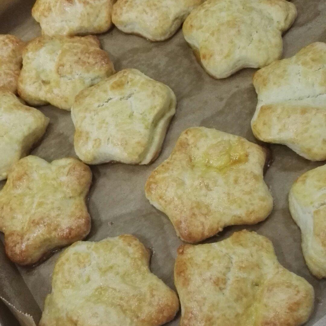 【视频】3分钟 奶油司康Scone(可能是世界上最快手的司康) 消耗淡奶油～