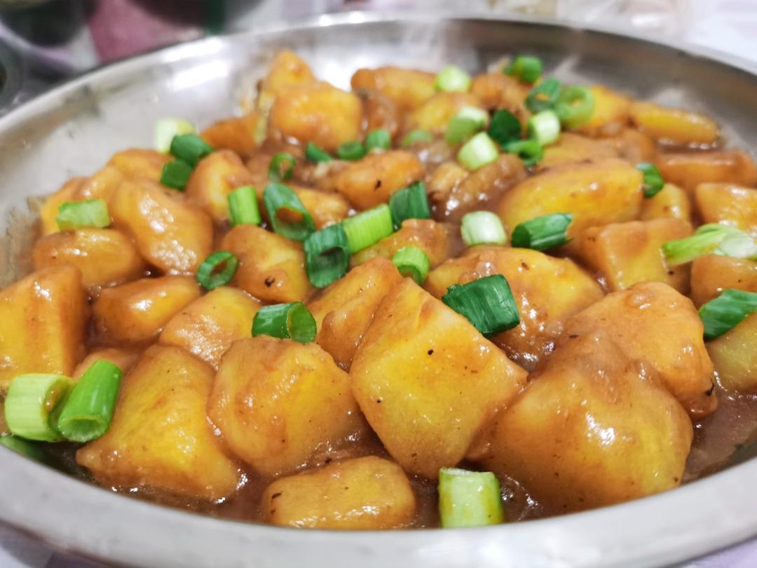 软糯好吃的红烧土豆