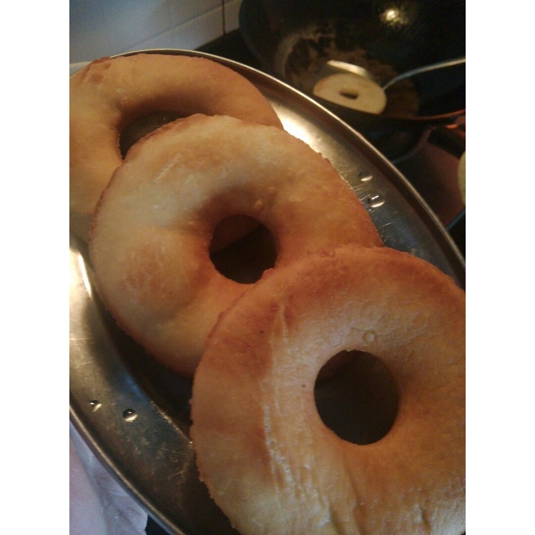 油炸甜甜圈