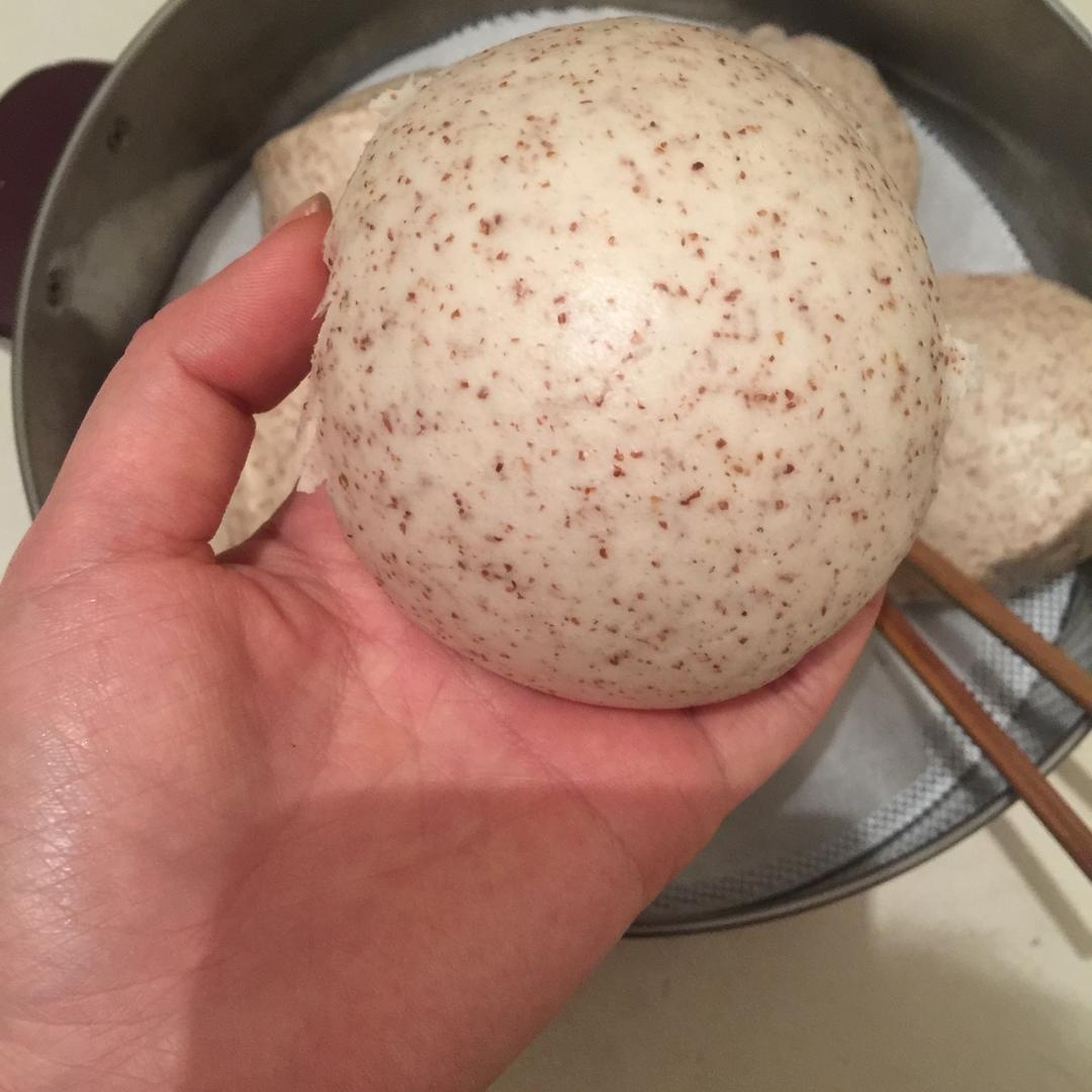 全麦馒头