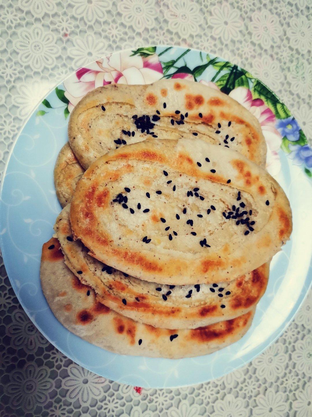 超级酥脆的「椒盐饼」电饼铛版  大学食堂同款掉渣酥饼！简单易学！