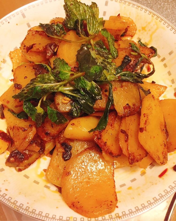 干锅土豆片