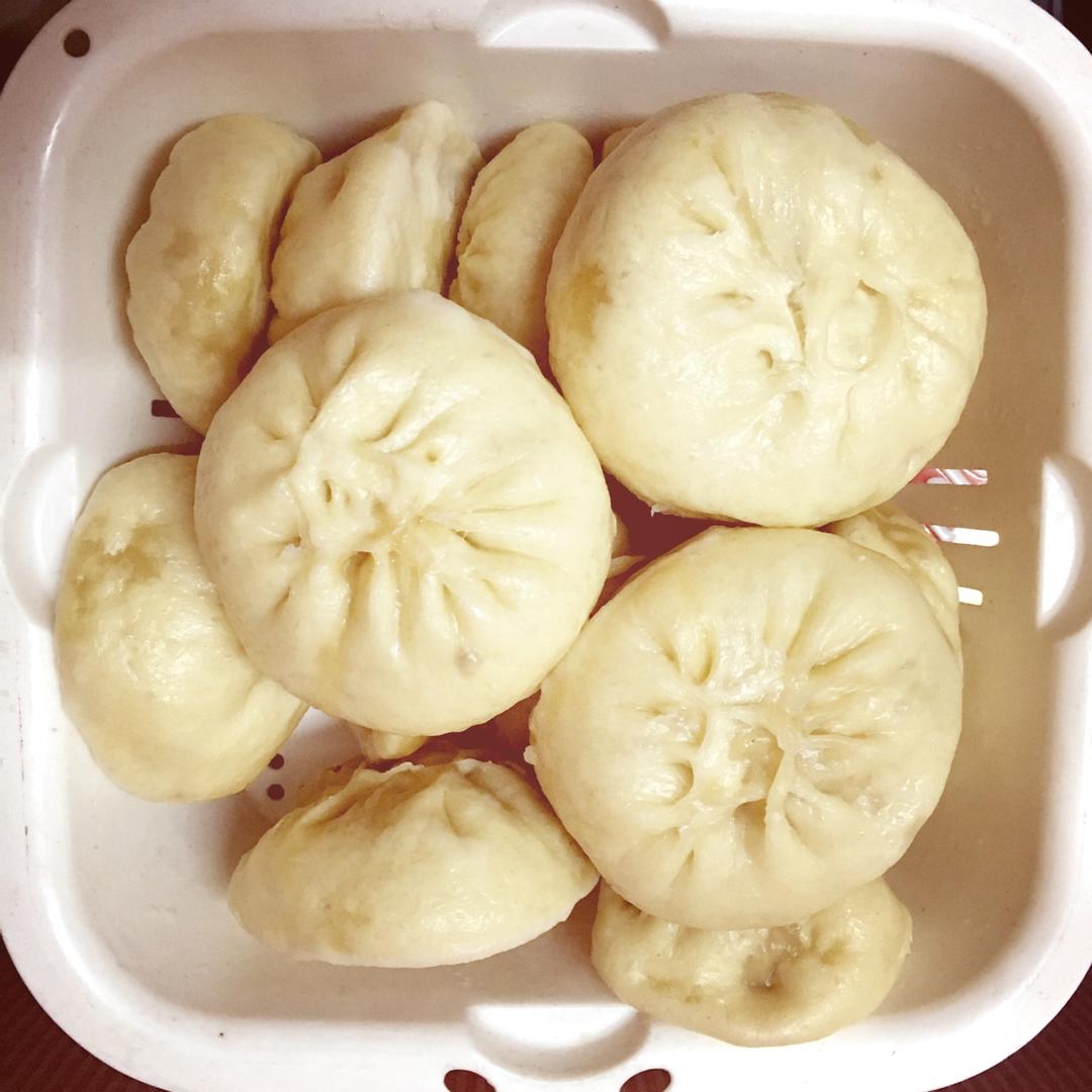 肉包子,杠杠的