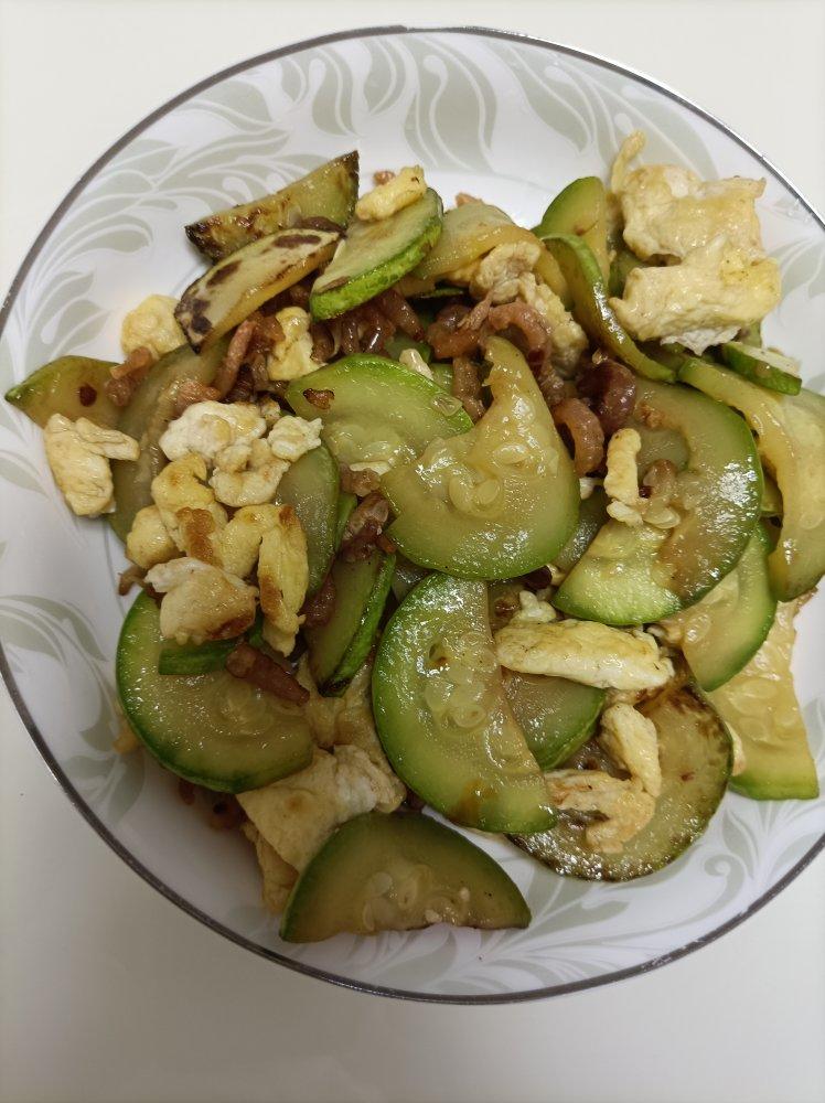 鸡蛋海米炒西葫芦 Dried Shrimp with Zucchini