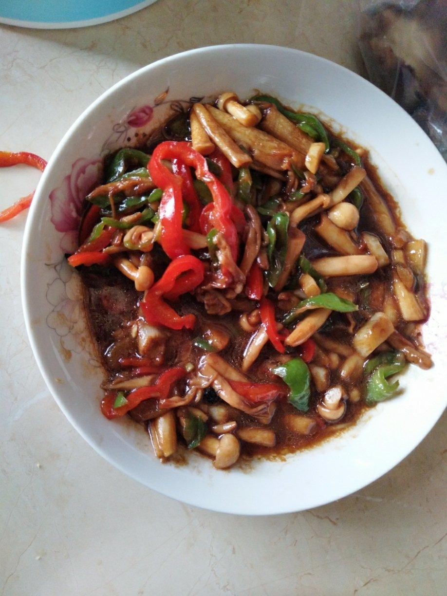 蚝油彩椒白玉菇