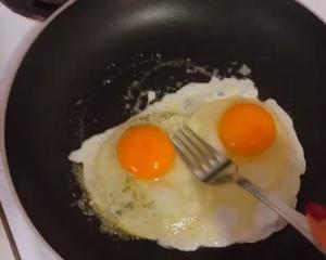 早餐神器-蛋卷的做法 步骤4