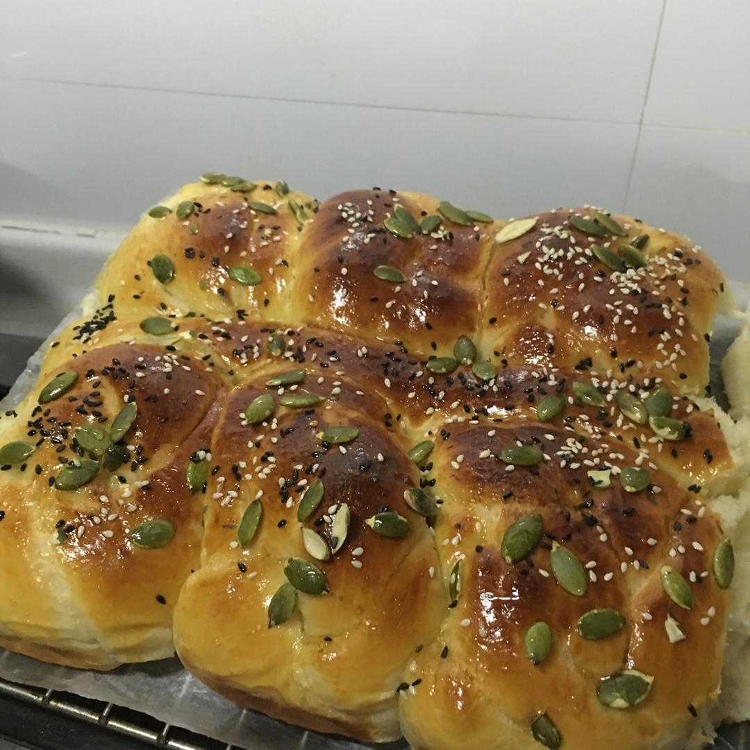 有点古早味的酒酿排包