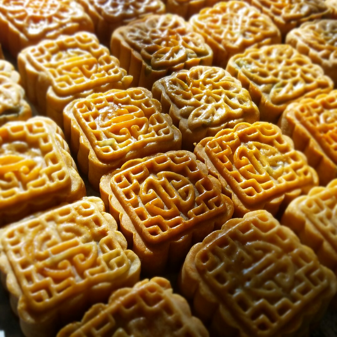 广式月饼——蛋黄莲蓉月饼