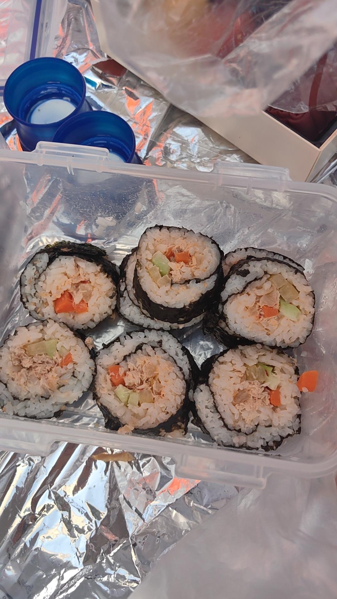 金枪鱼紫菜包饭