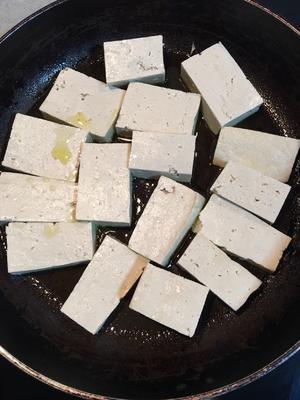 酱烧豆腐的做法 步骤4