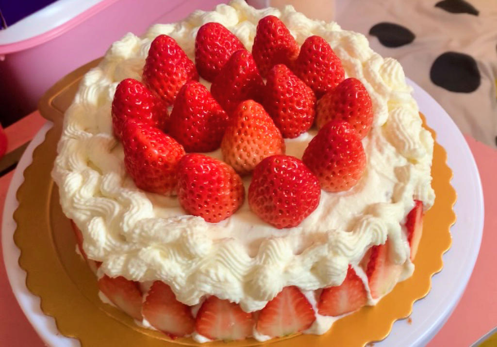 超级简单的味多美同款生日蛋糕（6寸），新手也能高度还原