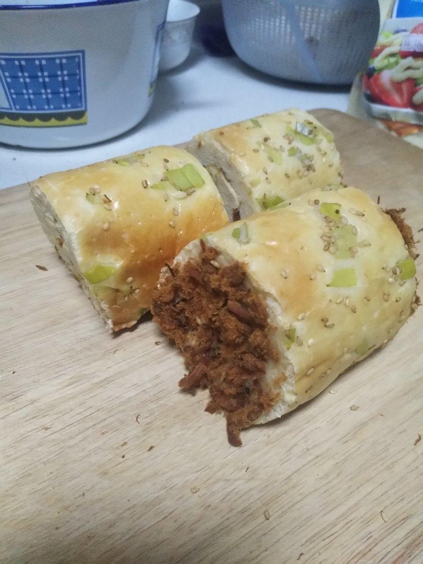 海苔肉松面包卷