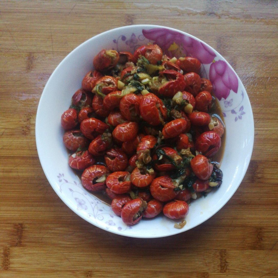 吮指蒜香虾尾