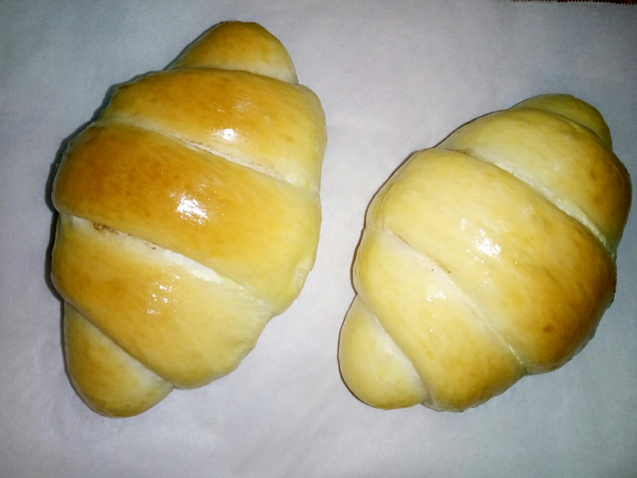 椰蓉葡萄干面包