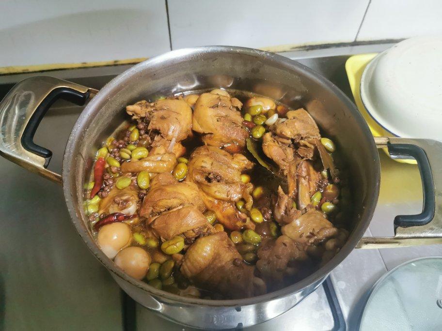 卤豆干、鹌鹑蛋