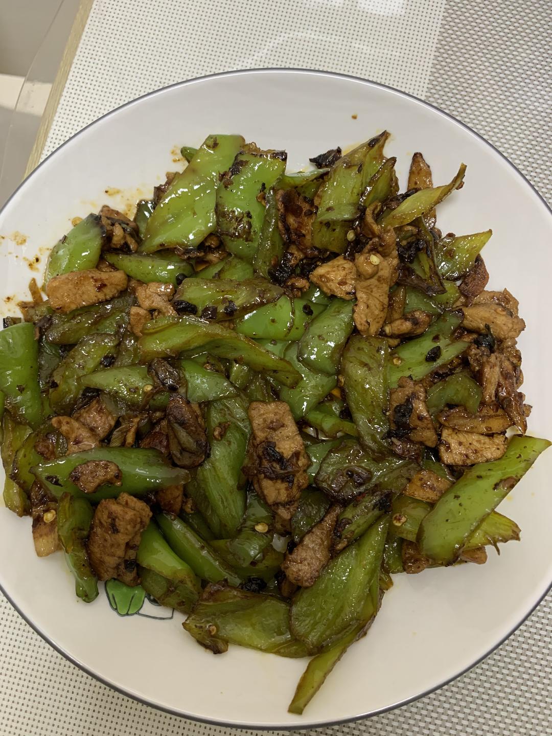 豆豉尖椒小炒肉