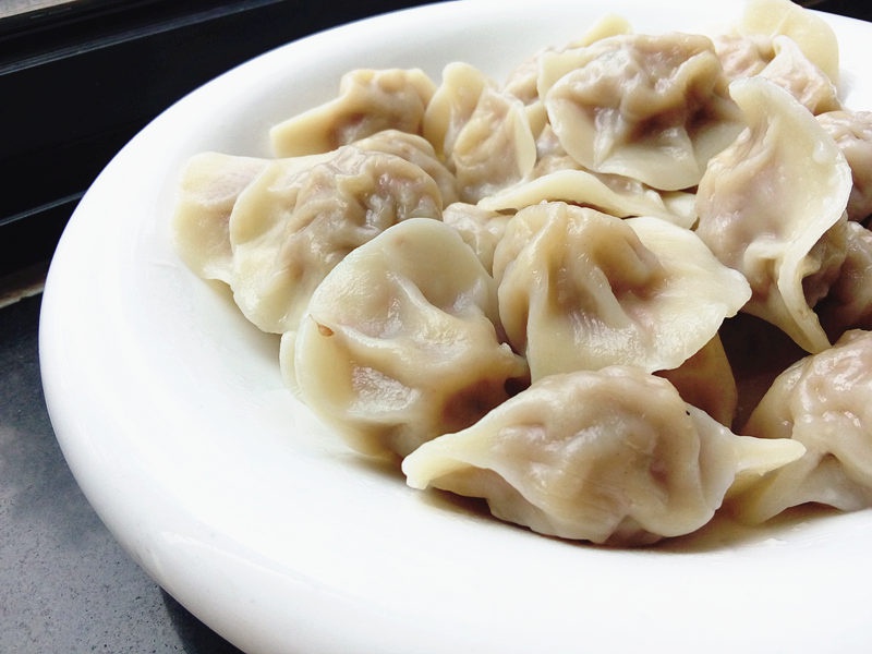 搅离梦做的芹菜牛肉水饺芹菜牛肉水饺饺子首页登录注册作品动态菜单
