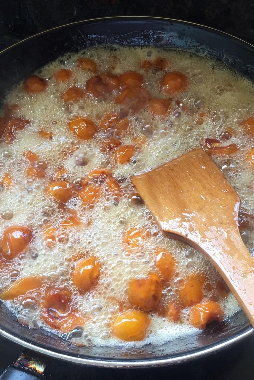 细雨纷飞-1做的蜜炼枇杷膏