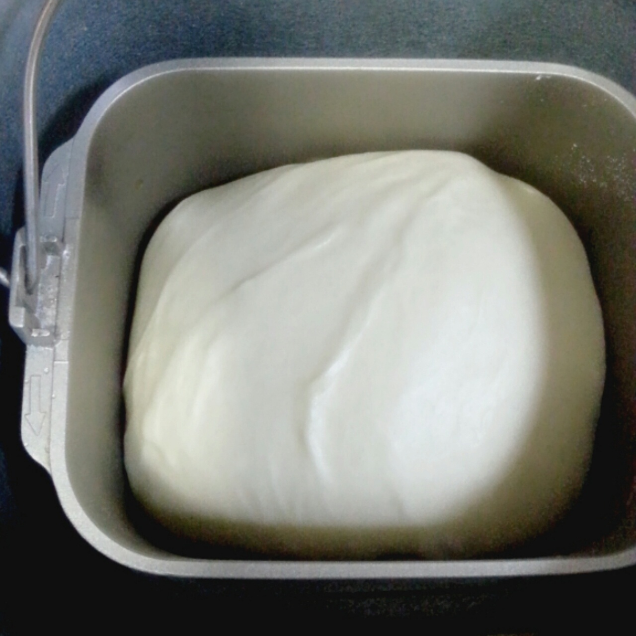 咖啡果仁墨西哥面包卷（独家）松下面包机附椰蓉顶面包的做法 步骤15