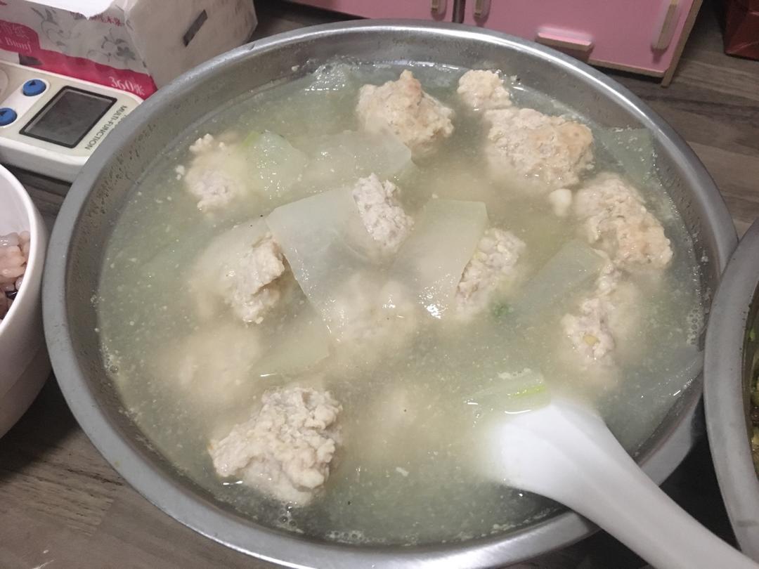 冬瓜汆丸子汤