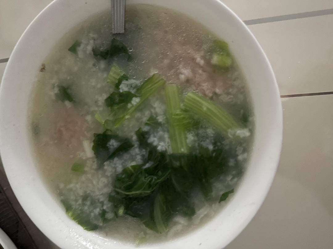 青菜排骨玉米粥(电饭煲简易版)