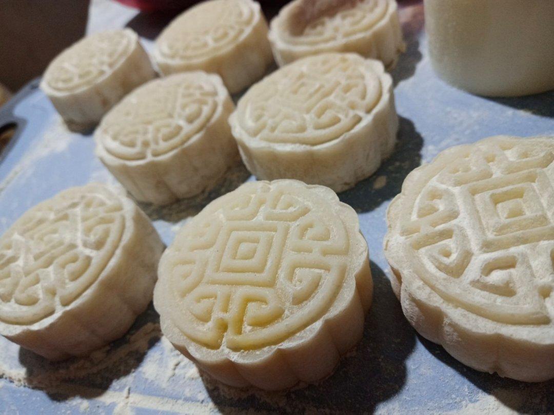 冰皮月饼(奶黄馅）