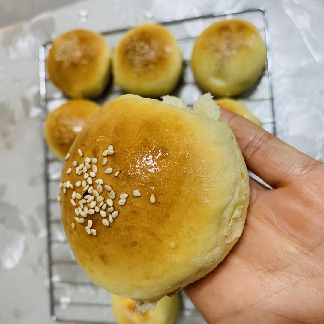 🥛超简单快手，柔软拉丝，一次发酵，牛奶小餐包