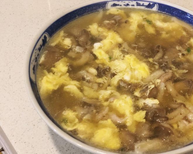 平菇蛋花肉沫汤的做法