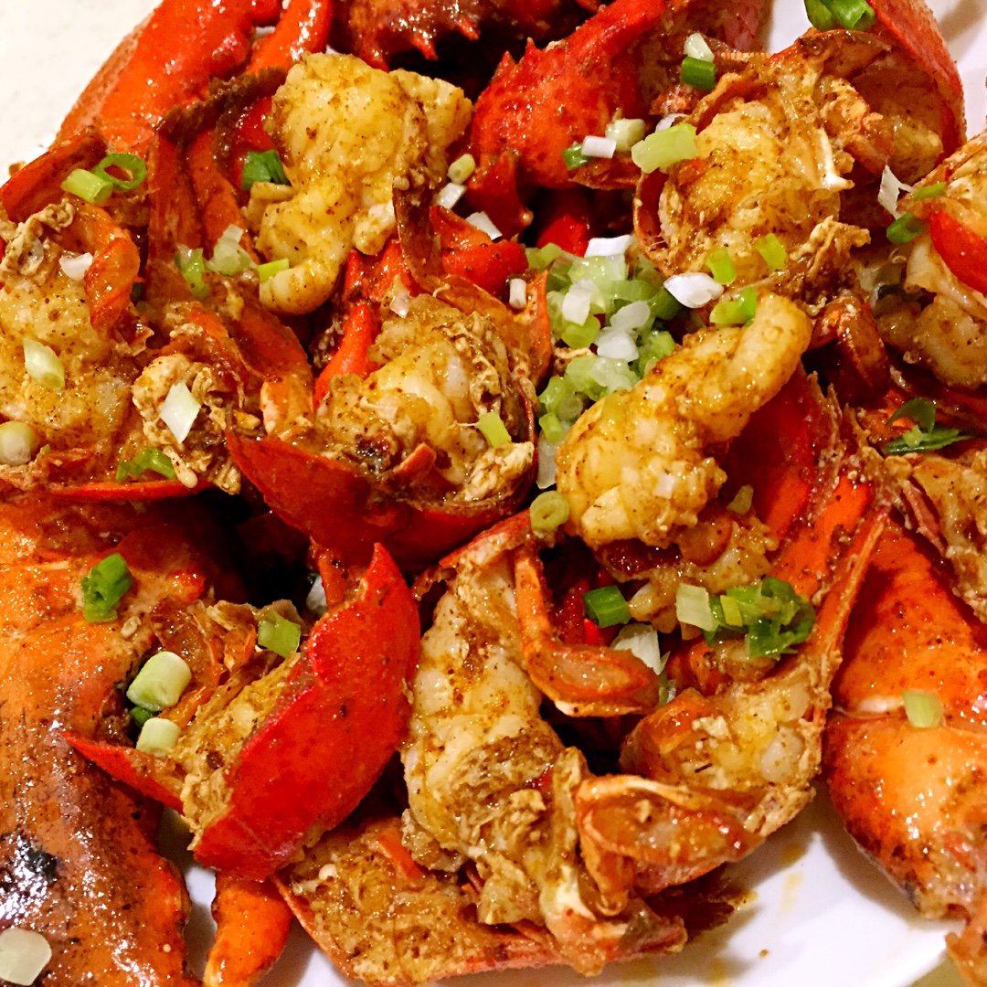 刘丫丫爱吃虾做的椒盐青龙(龙虾)