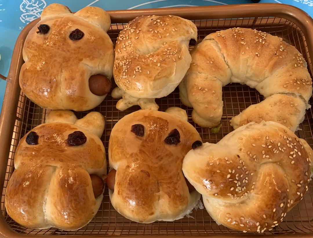 超軟芝麻咸豬仔包,兔子🐰腸仔包,芝麻鳥包做法( 双重中种法說明)Sesame Buns的做法