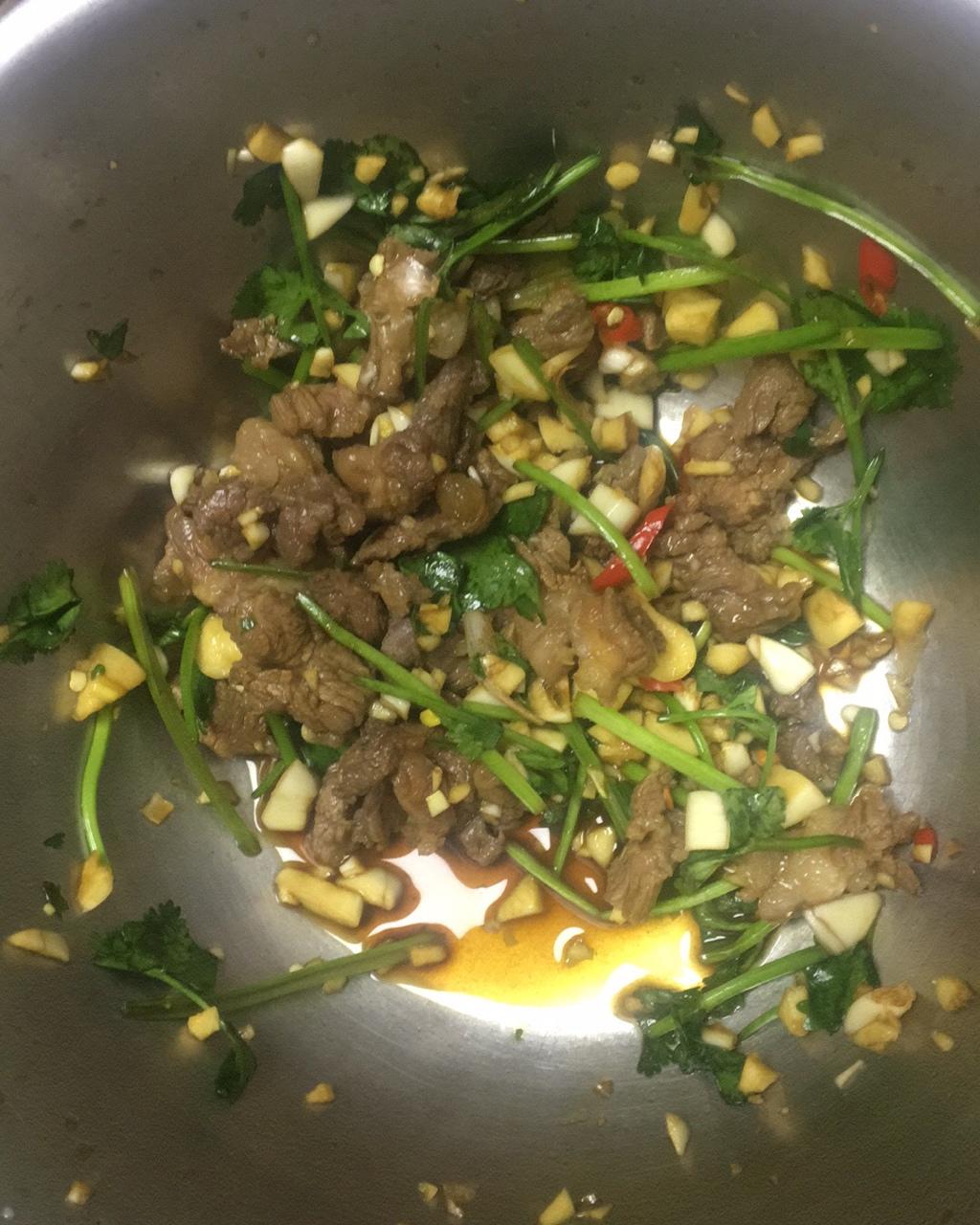 凉拌牛肉（腌牛肉）