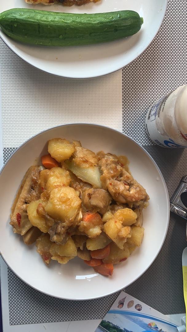 土豆烧鸡翅