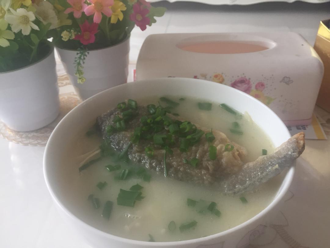 鱼汤（素高汤）的做法