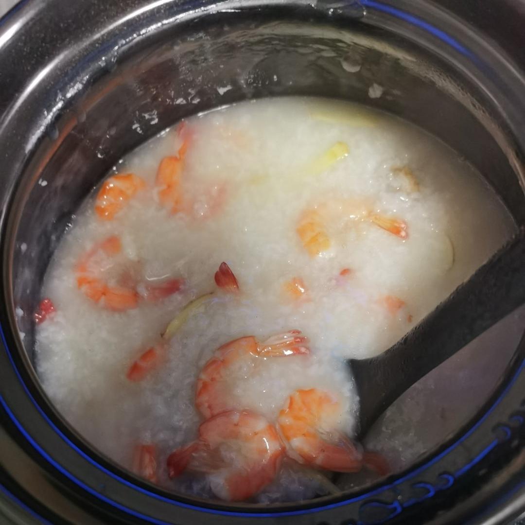 鲜虾砂锅粥