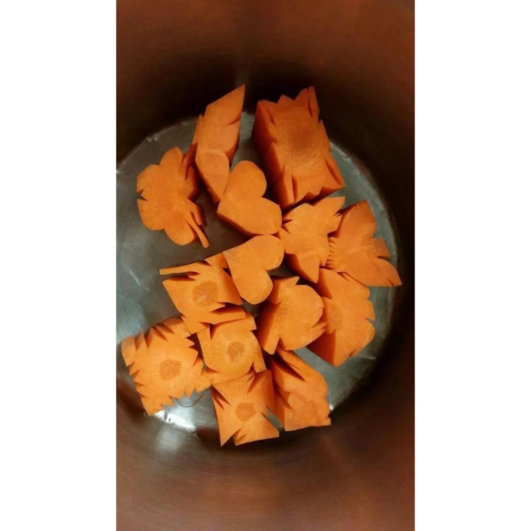 mr_benny做的趣味胡萝卜花