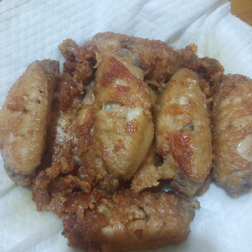 好吃到舔手指的蛋黄鸡翅