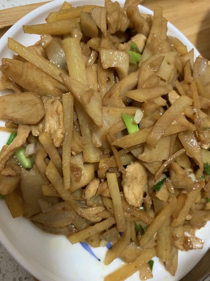 不会糊锅的酸辣土豆丝