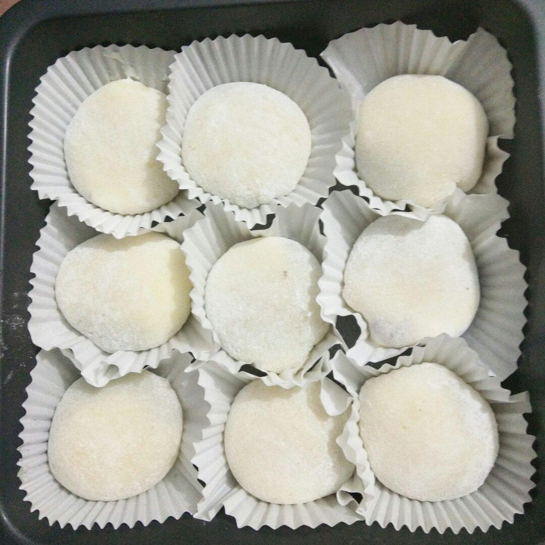 腹黑白胖子——奥利奥雪媚娘