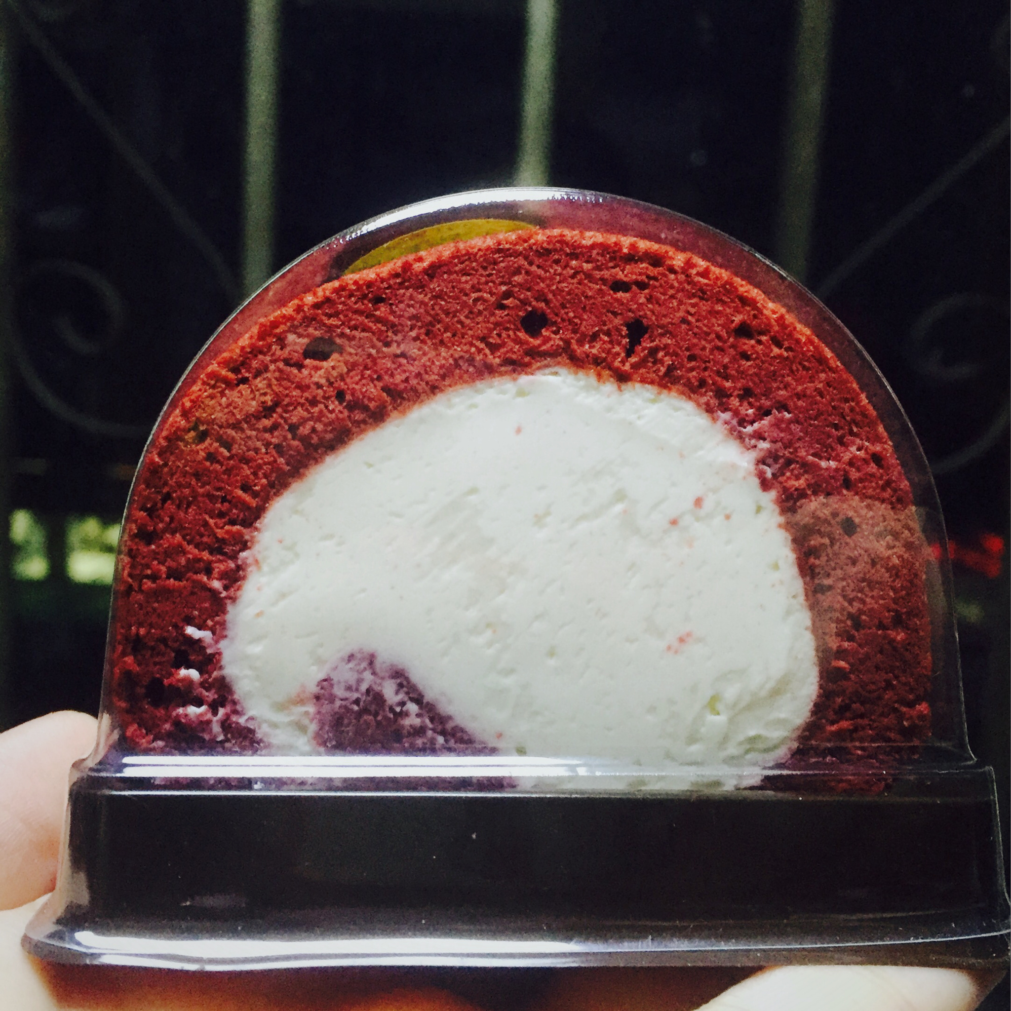 正宗红丝绒cupcake—马斯卡彭奶油霜