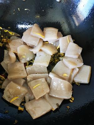 家常魔芋豆腐的做法 步骤7
