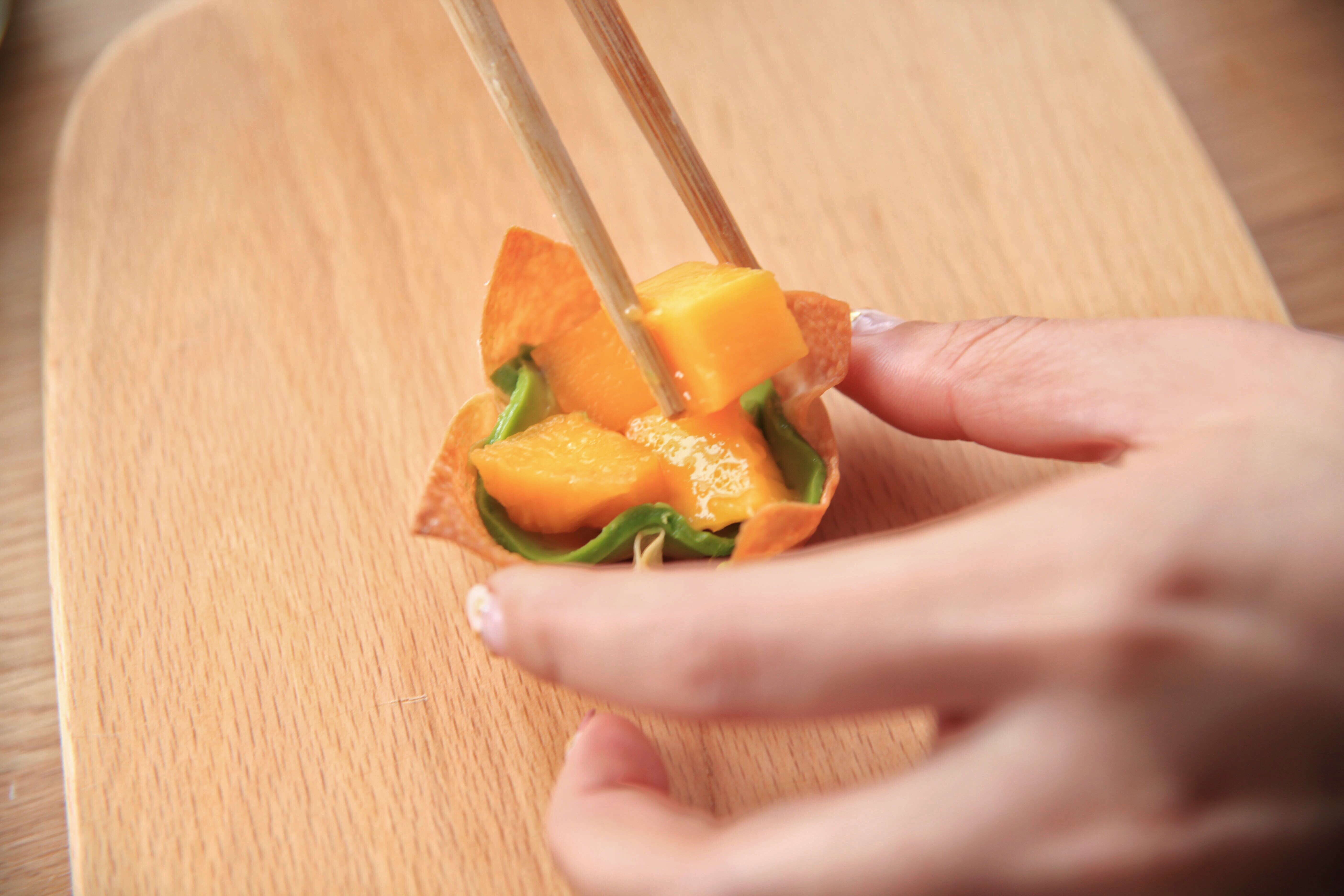 日式蟹柳沙拉盏的做法 步骤9