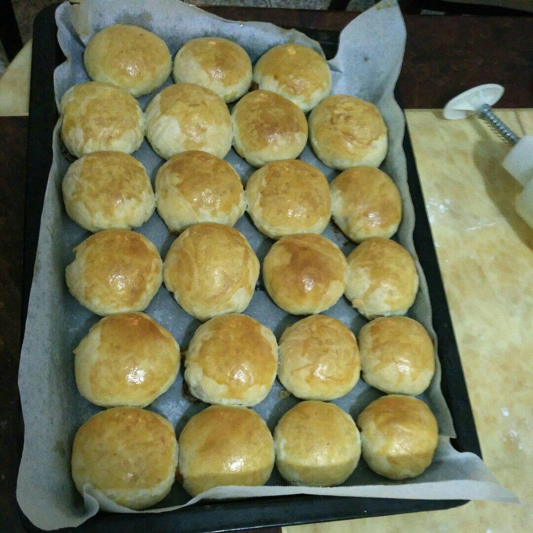 泳式鲜肉榨菜月饼