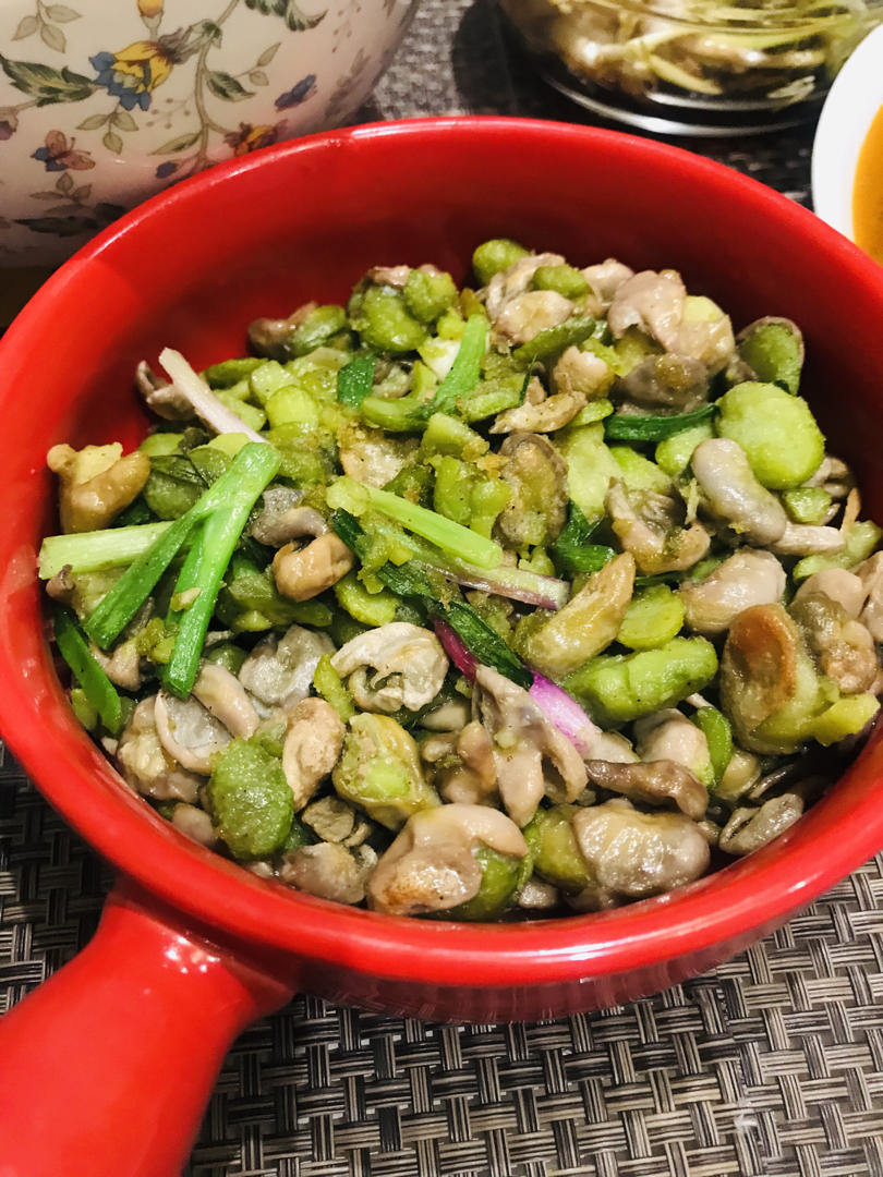时令蔬菜1 香葱炒嫩胡豆