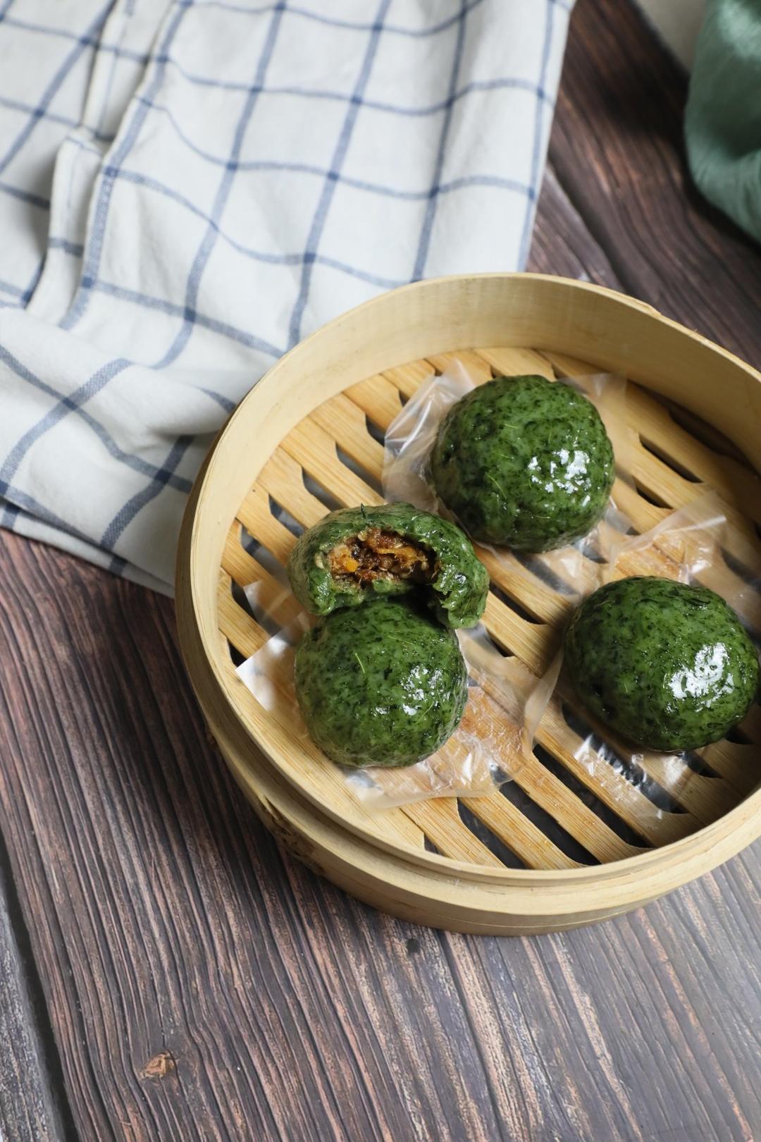 网红青团～～咸蛋黄肉松青团