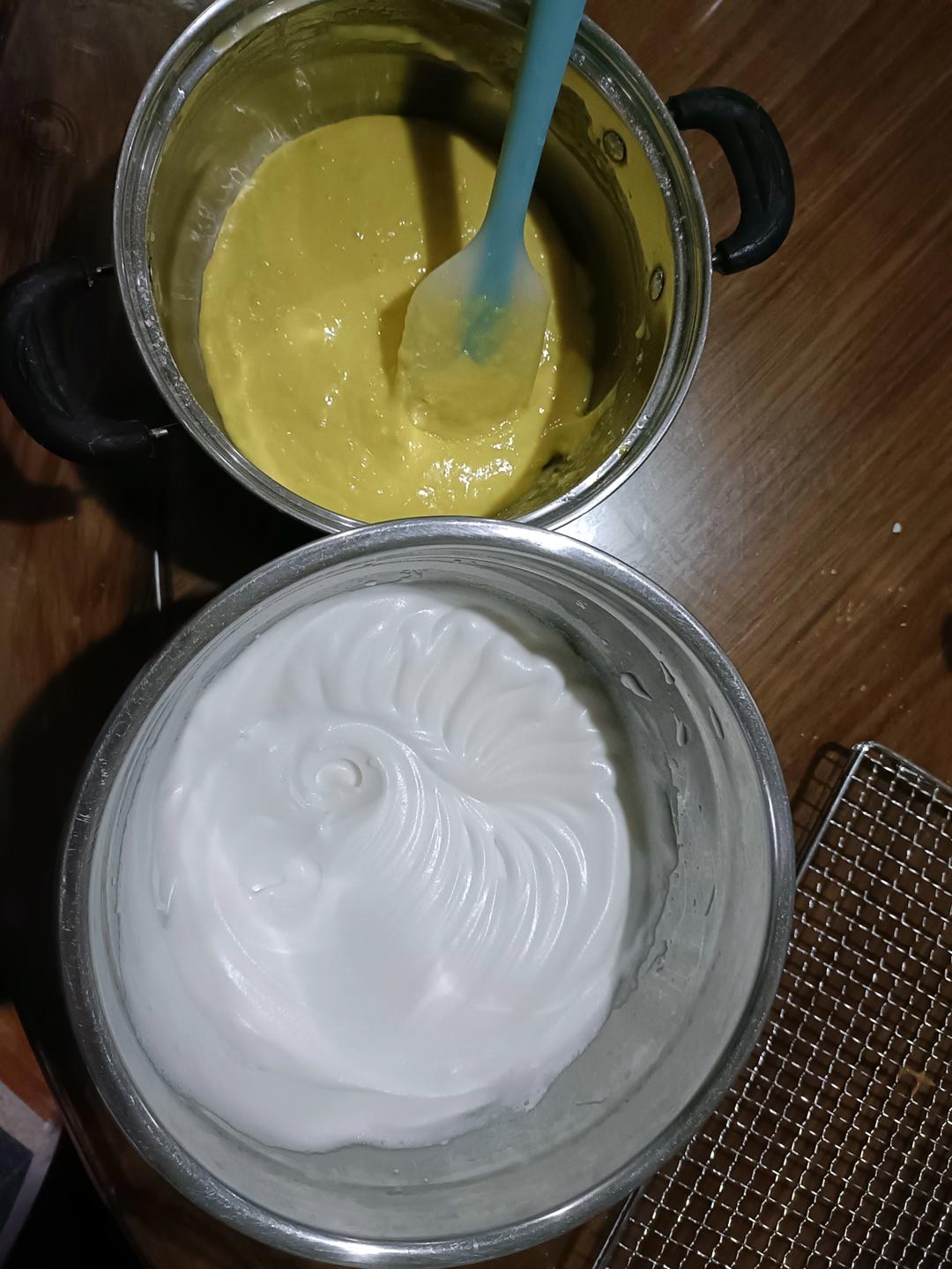 纸杯蛋糕 8寸戚风蛋糕的量