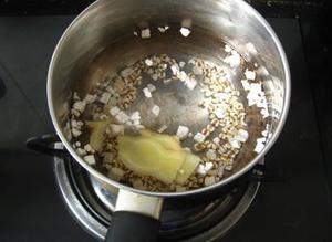 茯苓薏米姜茶的做法 步骤1