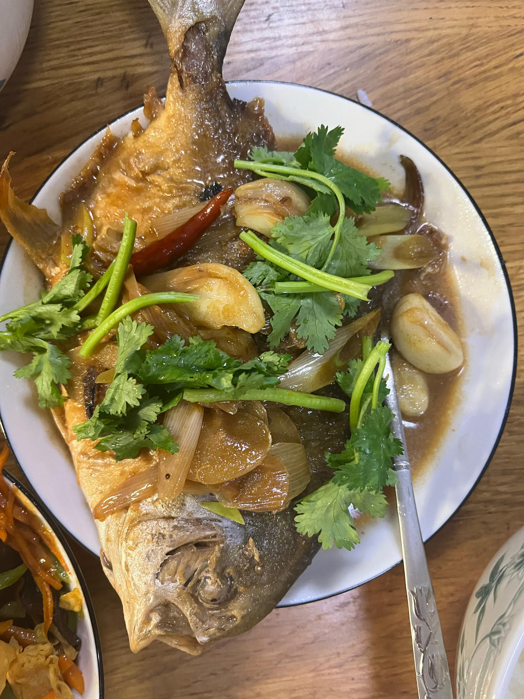 红烧金鲳鱼