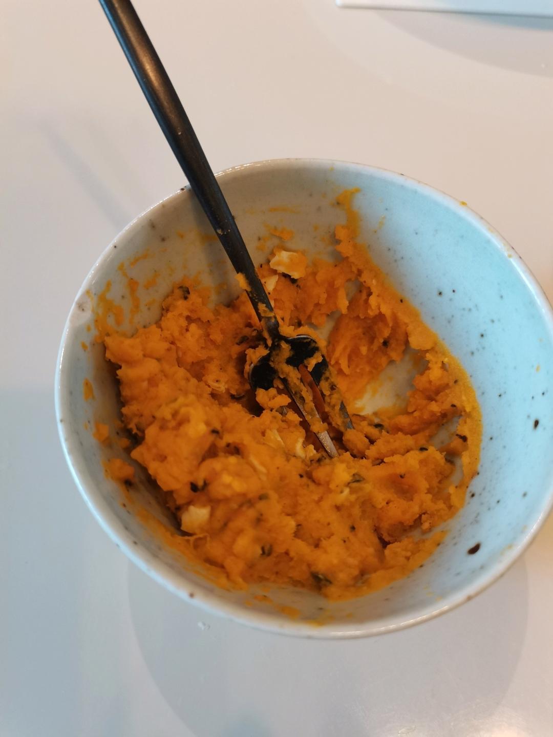 咸蛋黄南瓜酸奶酱