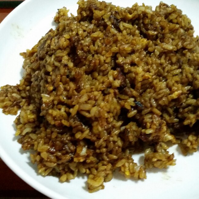 傻瓜版酱油炒饭