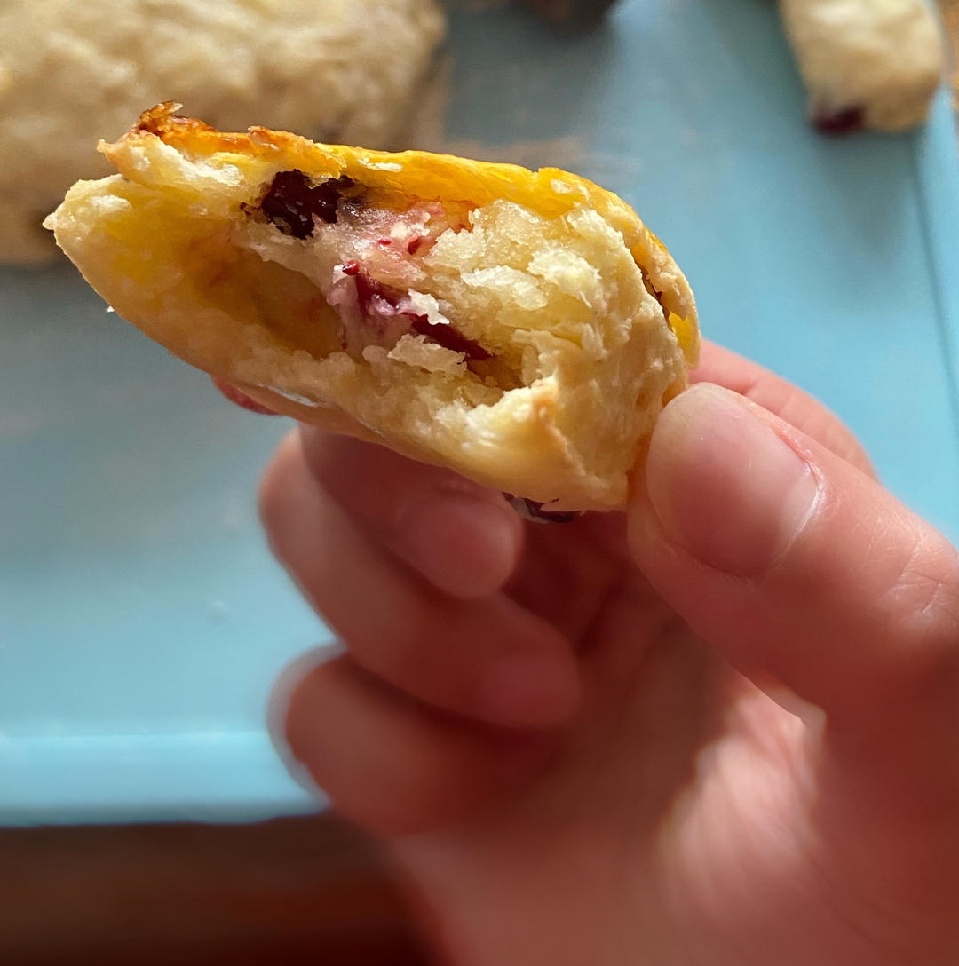 完美裂纹～百分百成功的超好吃奶香司康（禁止搬运）